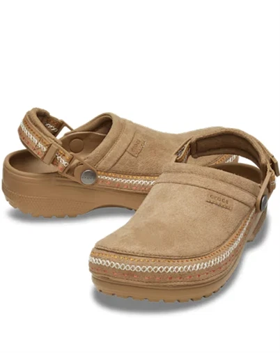 Crocs - Crafted Vegan Suede Stitch Clog - Sepia
